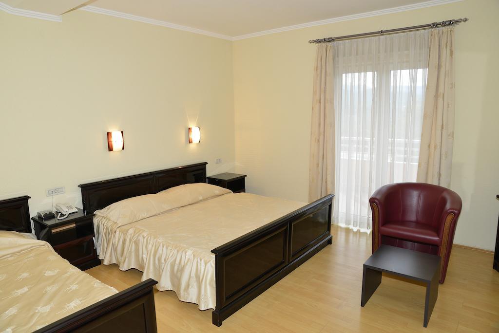 Hotel Venezia Imotski Εξωτερικό φωτογραφία